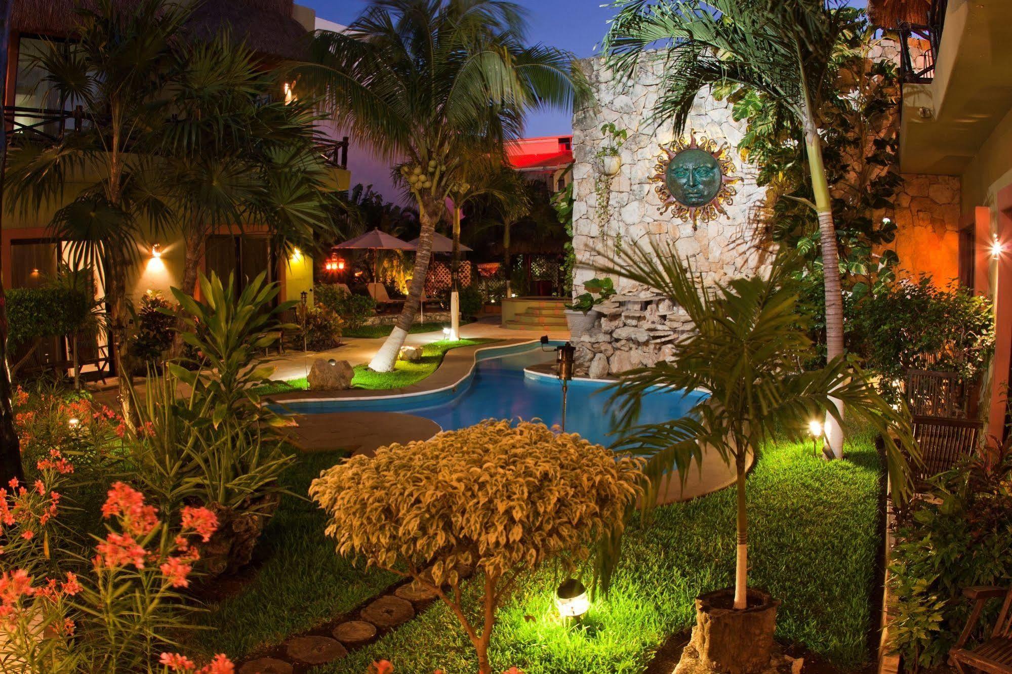 Aventura Mexicana Hotel Playa del Carmen Exterior foto